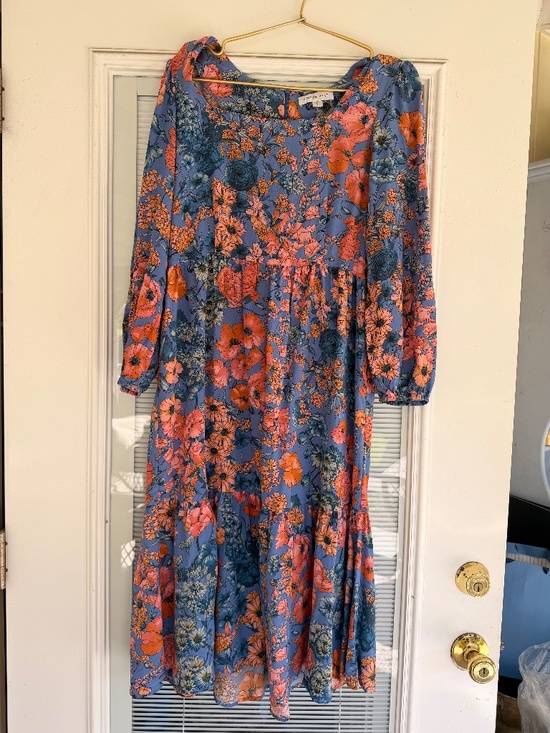 Amour Vert Dresses & Skirts - Amour Vert Silk Dress